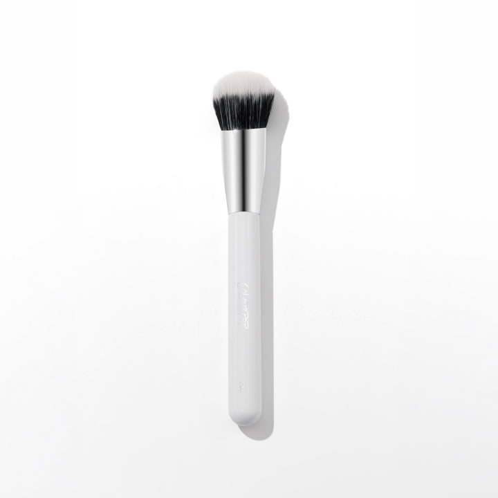 Angled Blending Face Brush - Detailed Mobile Artistry Essential