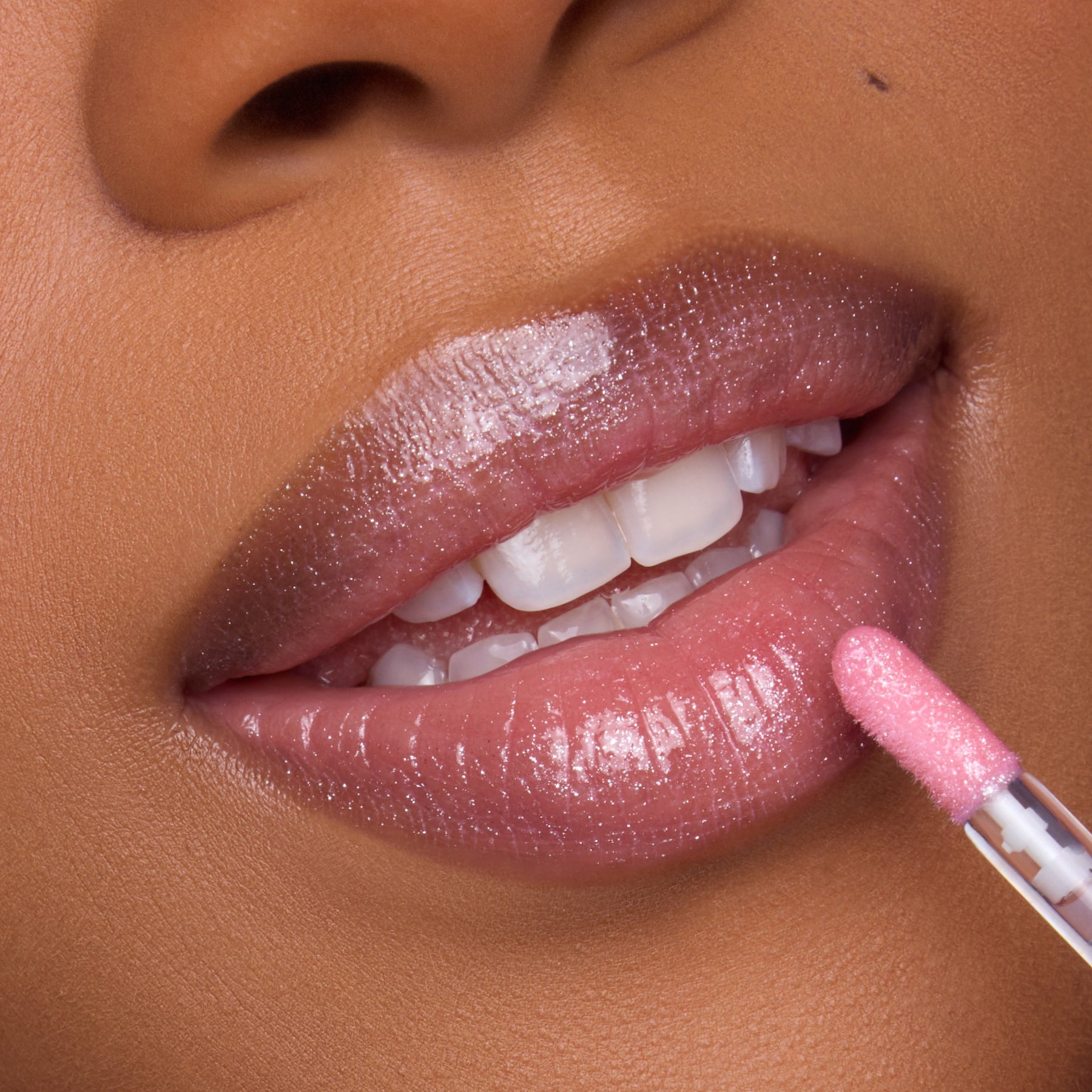 2 Die 4 - Polished Boutique Lip Glow
