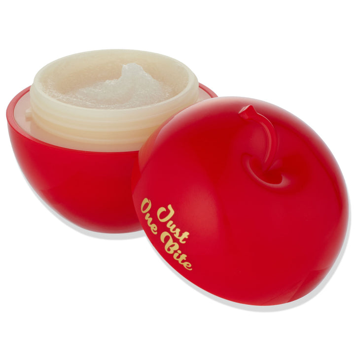 Just One Bite - Expressive Runway Lip Detail